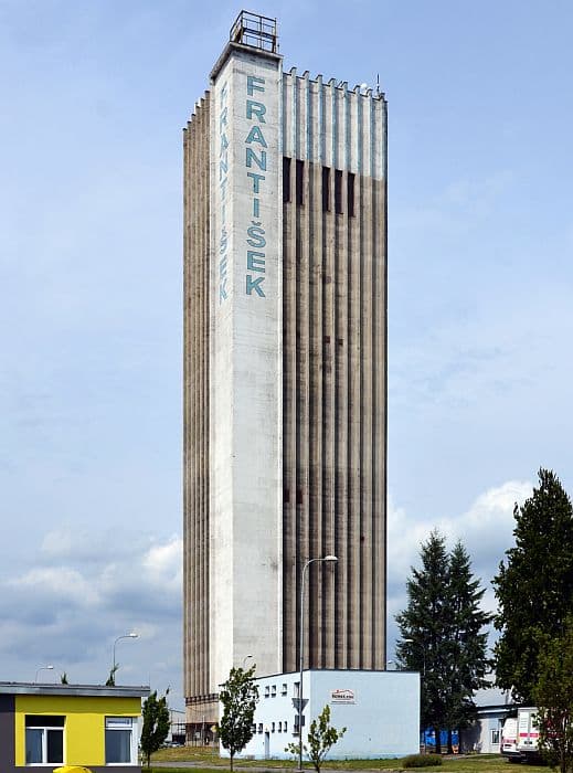 Těžní věž dolu František